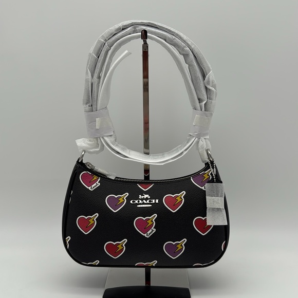 Coach Teri Shoulder Bag With Heart Bolt Print - Picture 1 of 14